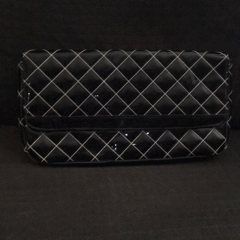 Women’s clutch